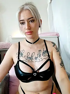 Snapshot of Fuck-Gina chatting on July 2026 02:13:02 PM Fuck-Gina online show from July 2026 02:13:02 PM