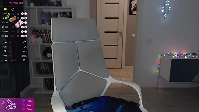 Emma Bryan online show from March 2025 09:21:01 PM