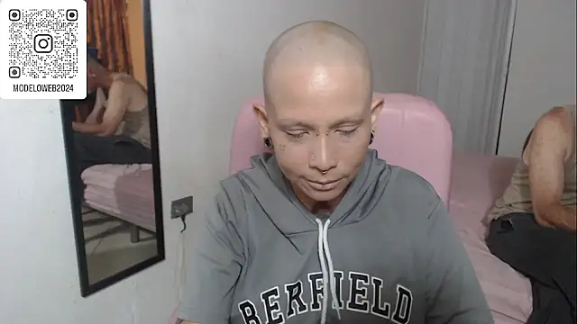 moon cat85 online show from February 2025 10:47:02 PM