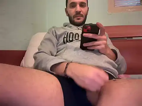 AlexandruUK online show from January 2026 01:38:01 PM