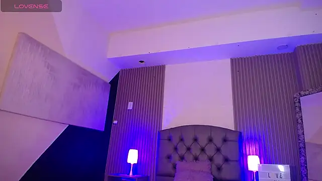 ximena diaz online show from March 2025 09:00:02 PM