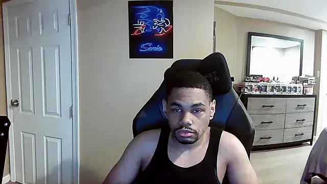 Snapshot of Neovergil0 chatting on June 2026 08:28:01 AM Neovergil0 online show from June 2026 08:28:01 AM