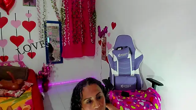 samantha  smile online show from October 2025 06:39:01 PM