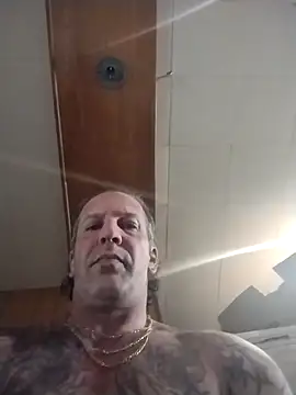 Snapshot of trucker1979 chatting on April 2026 10:40:02 PM trucker1979 online show from April 2026 10:40:02 PM