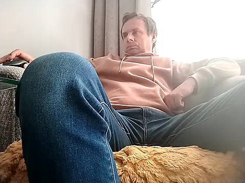 grzes19763 online show from September 2025 08:51:02 AM