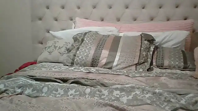 beautylovess online show from March 2026 04:01:02 AM