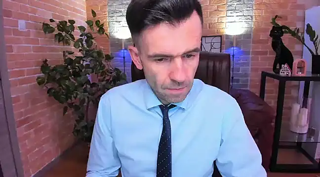 SteveTiger online show from February 2025 11:51:02 AM