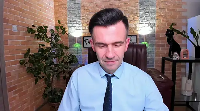 SteveTiger online show from February 2025 01:11:01 PM