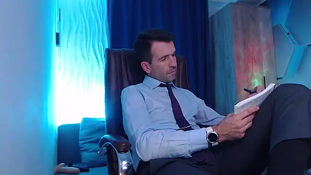 SteveTiger online show from October 2025 03:45:01 PM