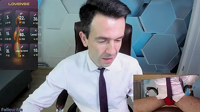 SteveTiger online show from December 2025 03:23:01 AM