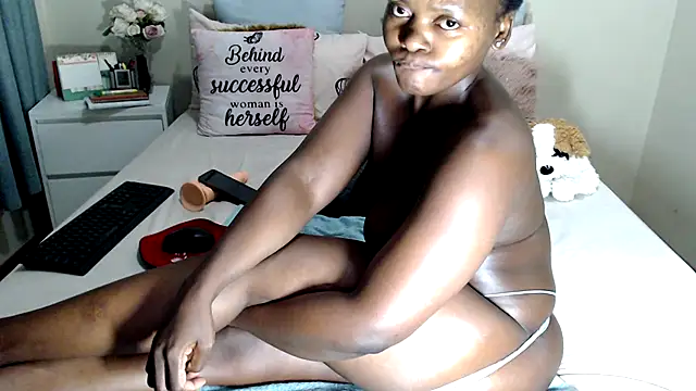 Snapshot of FitSelina66 chatting on April 2026 05:30:01 PM FitSelina66 online show from April 2026 05:30:01 PM