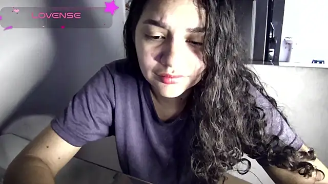 Snapshot of blerstefan1 chatting on January 2025 12:58:01 PM blerstefan1 online show from January 2025 12:58:01 PM