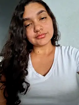 Snapshot of blerstefan1 chatting on February 2025 07:52:02 PM blerstefan1 online show from February 2025 07:52:02 PM