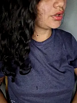 Snapshot of blerstefan1 chatting on February 2025 11:22:01 AM blerstefan1 online show from February 2025 11:22:01 AM