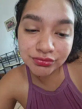 Snapshot of blerstefan1 chatting on October 2025 12:40:02 PM blerstefan1 online show from October 2025 12:40:02 PM