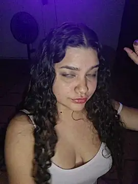 Snapshot of blerstefan1 chatting on November 2025 05:42:01 AM blerstefan1 online show from November 2025 05:42:01 AM