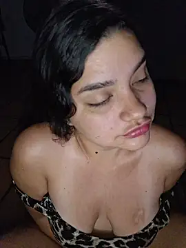 Snapshot of blerstefan1 chatting on November 2025 04:25:02 AM blerstefan1 online show from November 2025 04:25:02 AM