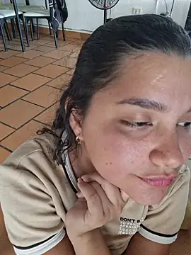 Snapshot of blerstefan1 chatting on November 2025 06:07:01 PM blerstefan1 online show from November 2025 06:07:01 PM