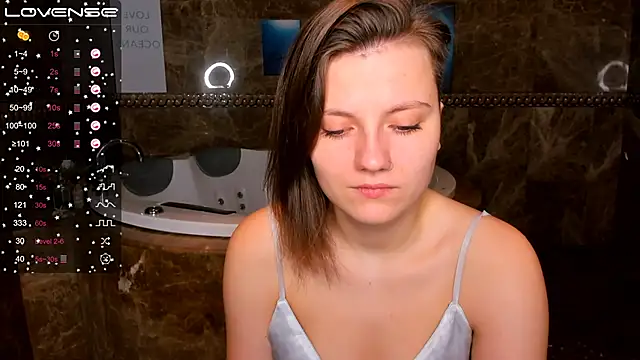 MelindaTin online show from December 2024 01:13:01 AM