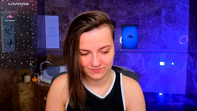 MelindaTin online show from April 2026 01:08:01 AM