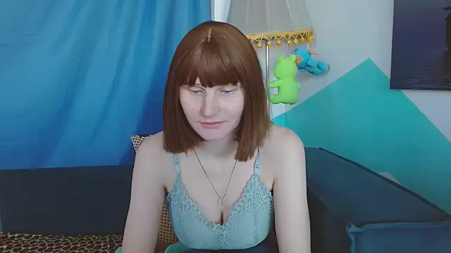 Snapshot of cornflower_mm chatting on October 2025 01:42:02 AM cornflower mm online show from October 2025 01:42:02 AM