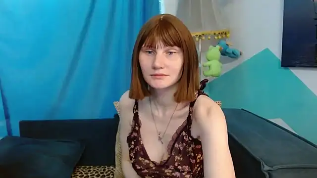 Snapshot of cornflower_mm chatting on November 2025 01:39:01 AM cornflower mm online show from November 2025 01:39:01 AM