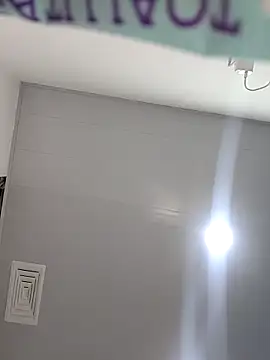 Snapshot of estrella_tasty chatting on September 2025 01:07:02 AM estrella tasty online show from September 2025 01:07:02 AM