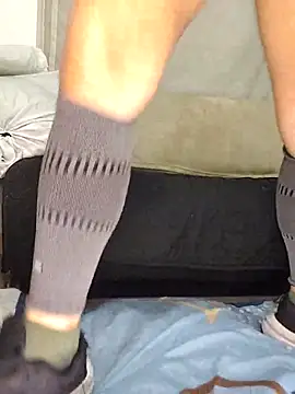 Snapshot of estrella_tasty chatting on November 2025 02:03:02 AM estrella tasty online show from November 2025 02:03:02 AM