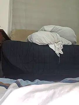 Snapshot of estrella_tasty chatting on November 2025 01:50:02 AM estrella tasty online show from November 2025 01:50:02 AM