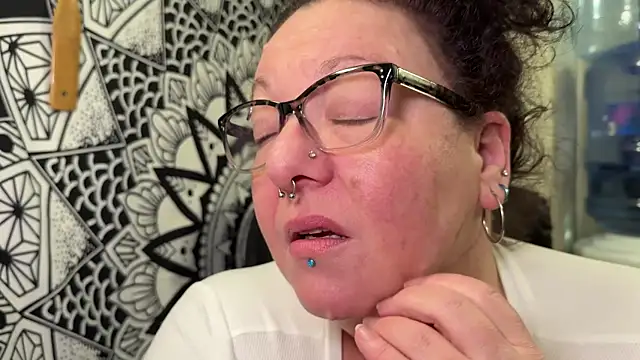 Snapshot of Miss_Phat_Booty chatting on November 2025 02:39:02 AM Miss Phat Booty online show from November 2025 02:39:02 AM