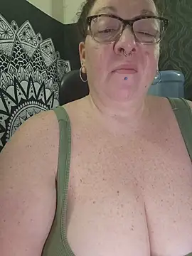 Miss Phat Booty online show from December 2025 03:35:01 AM