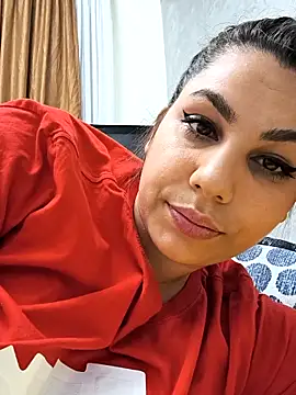 Snapshot of Emma_Muller32 chatting on October 2025 01:24:02 AM Emma Muller32 online show from October 2025 01:24:02 AM