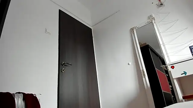 suuzykiss online show from March 2025 06:04:01 AM