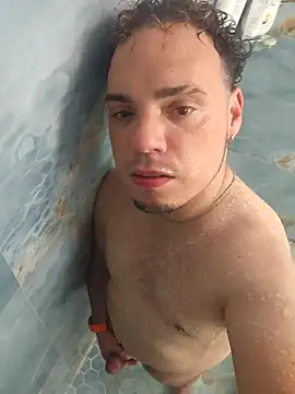 latinoflpr online show from September 2025 12:56:02 AM