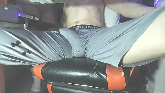 Dick and muscles online show from October 2025 03:50:01 AM