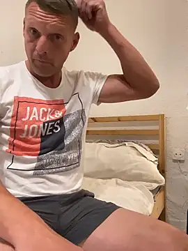 Goldmedall online show from April 2026 12:49:02 AM