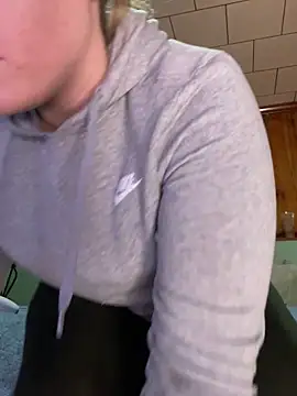 jaseyrae online show from December 2024 05:37:01 PM