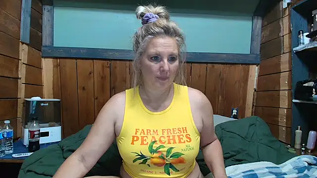 Snapshot of lisaxlovexxx chatting on February 2026 07:35:01 PM lisaxlovexxx online show from February 2026 07:35:01 PM