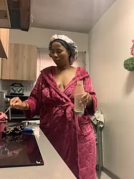 CurvyDesire1 online show from February 2025 04:40:02 AM