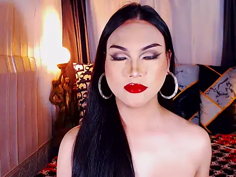 Snapshot of UrsexiestTammy chatting on November 2025 04:45:02 AM UrsexiestTammy online show from November 2025 04:45:02 AM