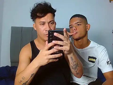 boyhot23x online show from July 2026 01:30:01 AM