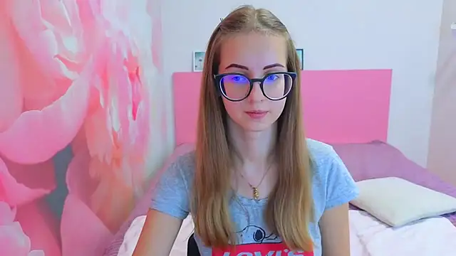 AliceAdams online show from November 2025 08:33:02 AM