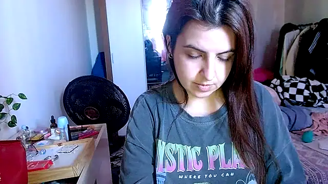 Snapshot of chelbyy chatting on October 2025 07:14:02 PM chelbyy online show from October 2025 07:14:02 PM