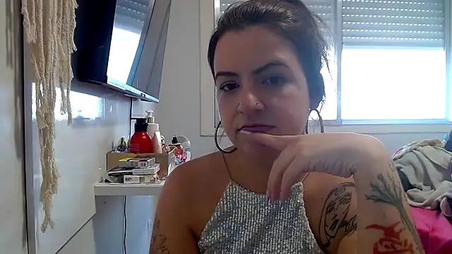 Snapshot of chelbyy chatting on October 2025 07:31:02 PM chelbyy online show from October 2025 07:31:02 PM