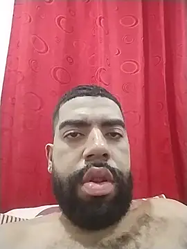 Snapshot of Aroon_Stonne chatting on July 2026 12:13:01 AM Aroon Stonne online show from July 2026 12:13:01 AM
