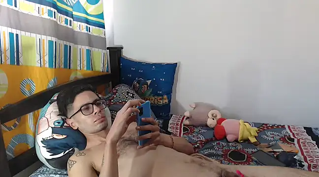 Snapshot of alisterxxx chatting on January 2025 09:45:01 PM alisterxxx online show from January 2025 09:45:01 PM