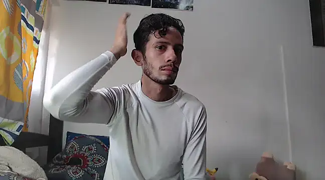 Snapshot of alisterxxx chatting on March 2025 01:40:01 PM alisterxxx online show from March 2025 01:40:01 PM