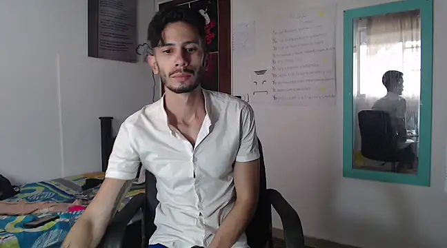 Snapshot of alisterxxx chatting on March 2025 08:22:01 PM alisterxxx online show from March 2025 08:22:01 PM