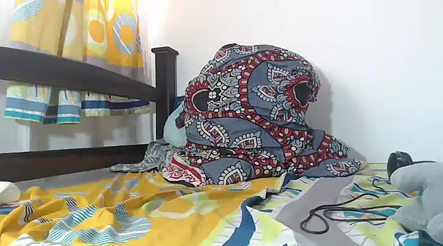 Snapshot of alisterxxx chatting on March 2025 09:27:01 PM alisterxxx online show from March 2025 09:27:01 PM