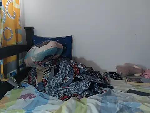 Snapshot of alisterxxx chatting on September 2025 07:14:02 PM alisterxxx online show from September 2025 07:14:02 PM